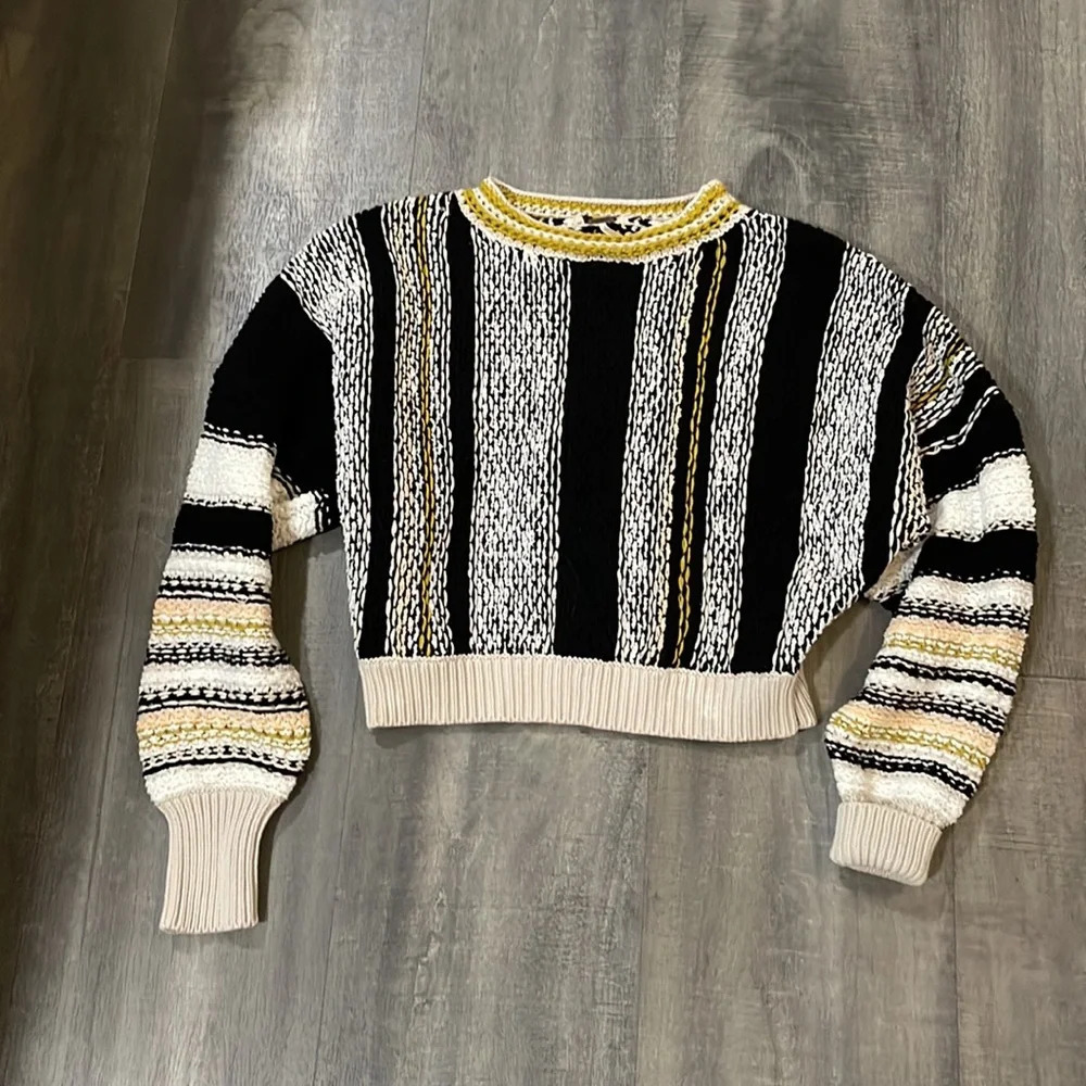 Free People Show Me Love Pullover size medium - Picture 4 of 9